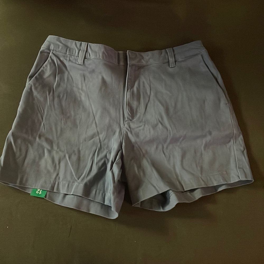 Banana Republic women shorts size 12 New with Tags 1123